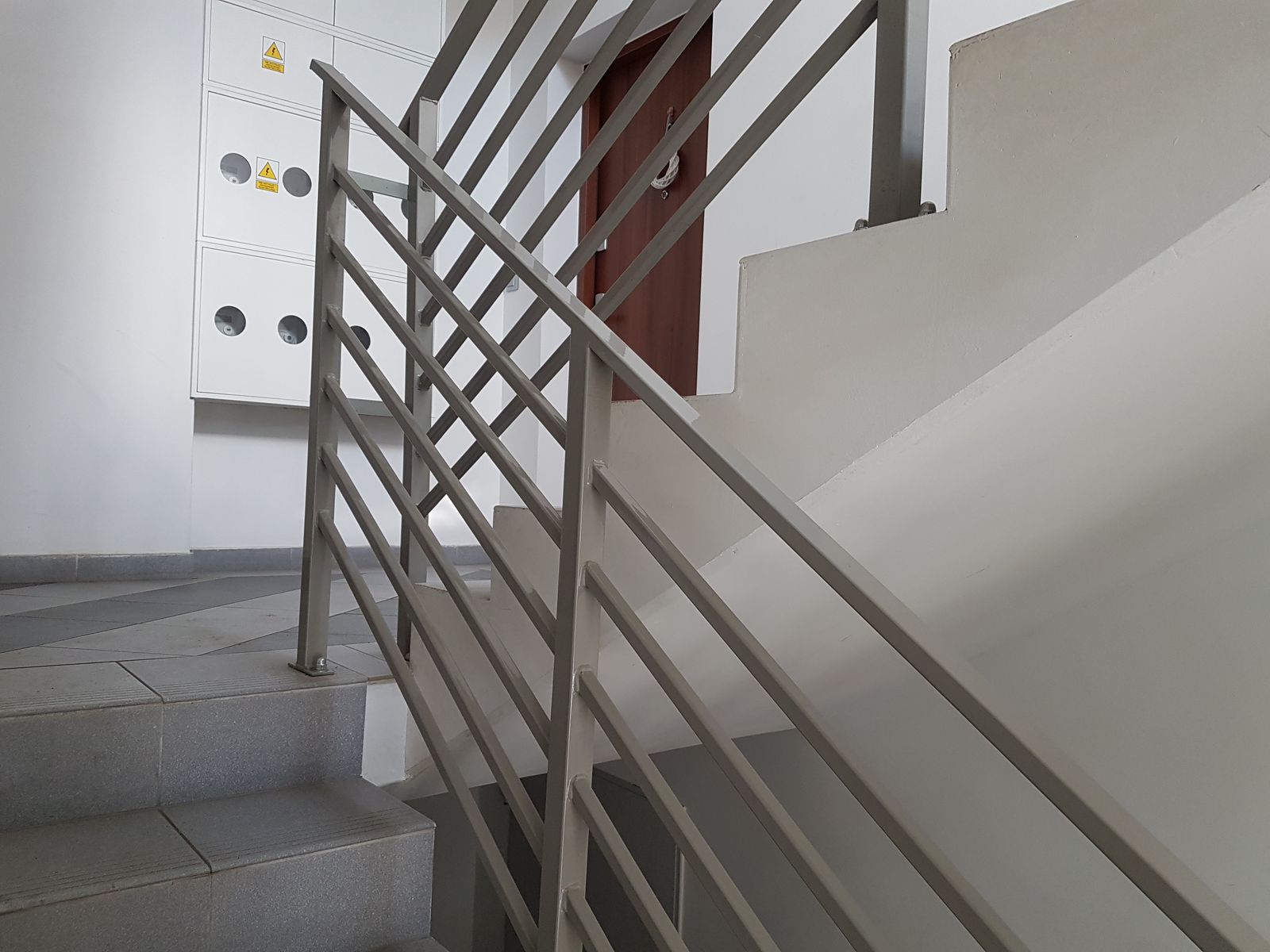 Balustrada schodowa pozioma